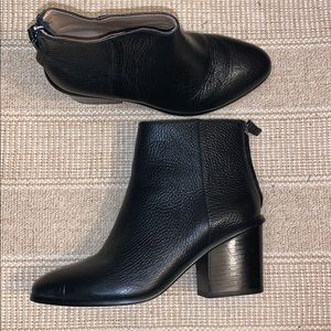 Banana Republic Black Pebble Leather Boots 6